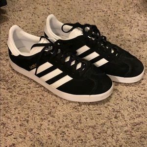 Black and white gazelle adidas